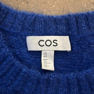 COS SLEEVELESS SWEATER VEST - M
